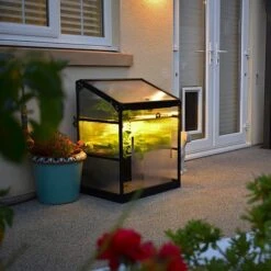 Sprout S6 - Climate Controlled Mini Greenhouse -NAOMI Plant Shop S62lights
